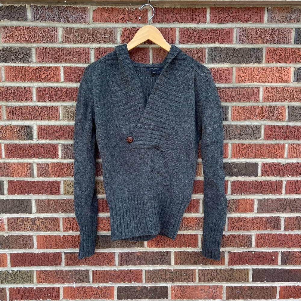 Banana Republic Gray Chunky Knit Wool Hooded V Neck Sweater